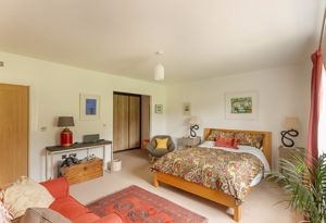 Photo 18- click for photo gallery